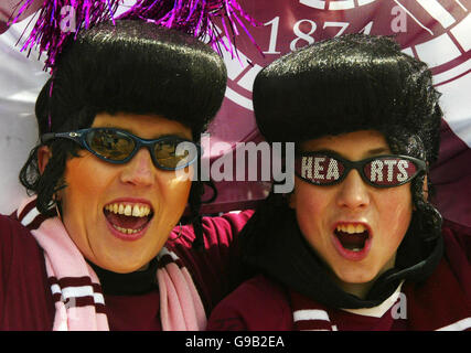 Hearts fans arrive at the Tennent`s Scottish Cup Final against Gretna at Hampden Park Stadium, Glasgow. Stock Photo